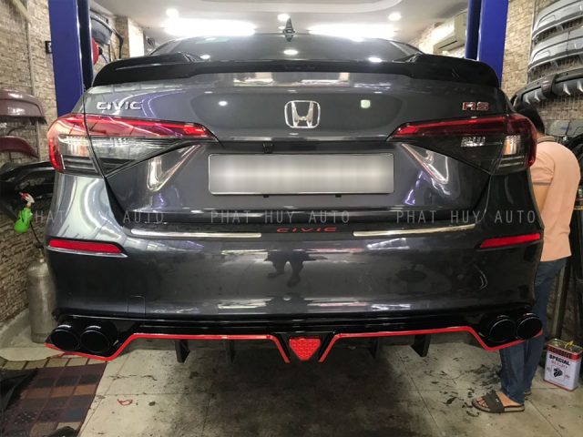 Lắp body kit Honda Civic 2022