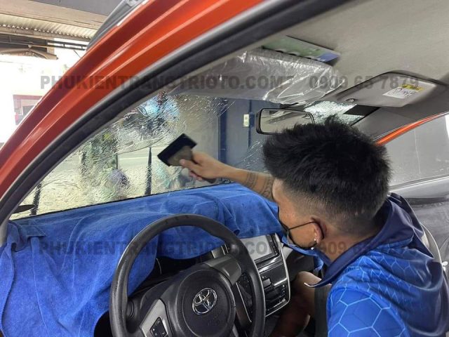 Dán phim cách nhiệt Toyota Wigo 2022