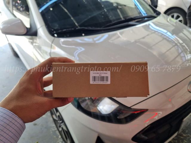 Độ gập gương lên kính xe Hyundai i10 2022