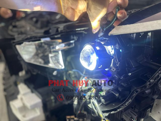 Độ đèn bi led Lion King cho Mazda CX5 2022