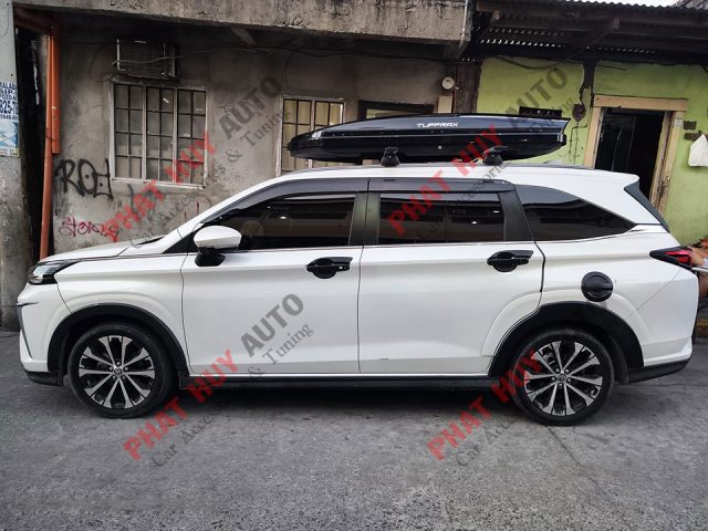 Gắn cốp nóc 700L cho xe Toyota Veloz