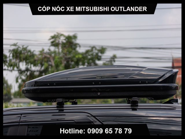 Lắp cốp nóc để đồ xe ô tô Mitsubishi Outlander