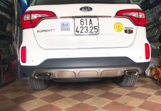 Líp pô chia đôi pô Kia Sorento