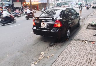 Đuôi cá giá rẻ cho xe Chevrolet Aveo