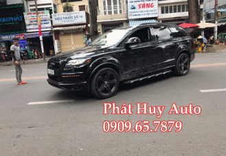 Bậc bước chân lên xuống xe Audi Q7