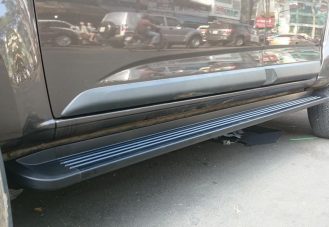 Bệ bước chân xe Chevrolet Colorado