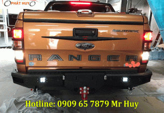 Độ cản sau cho xe Ford Ranger