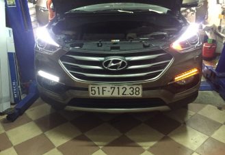 Độ đèn led gầm xe Hyundai Santafe giá rẻ