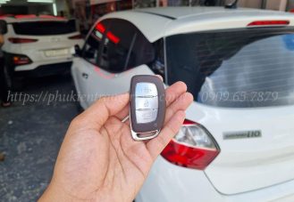 Độ gập gương lên kính xe Hyundai i10 2022