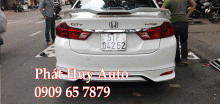 Đuôi cá cao có đèn Honda City