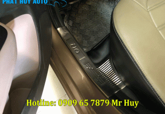 Nẹp bước chân trong Hyundai i10