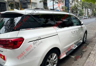 Nẹp Viền Chân Kính Xe Kia Sedona