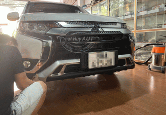 Ốp cản trước sau Mitsubishi Outlander 2021