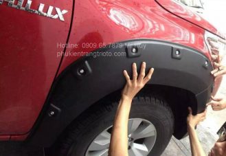 Viền cua bánh xe Toyota Hilux