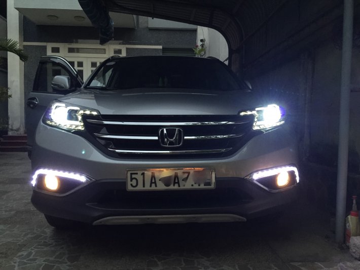 Độ đèn Led đèn bi xenon cho xe Honda CRV