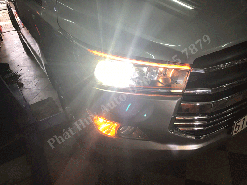 Độ đèn led cho xe Toyota Innova