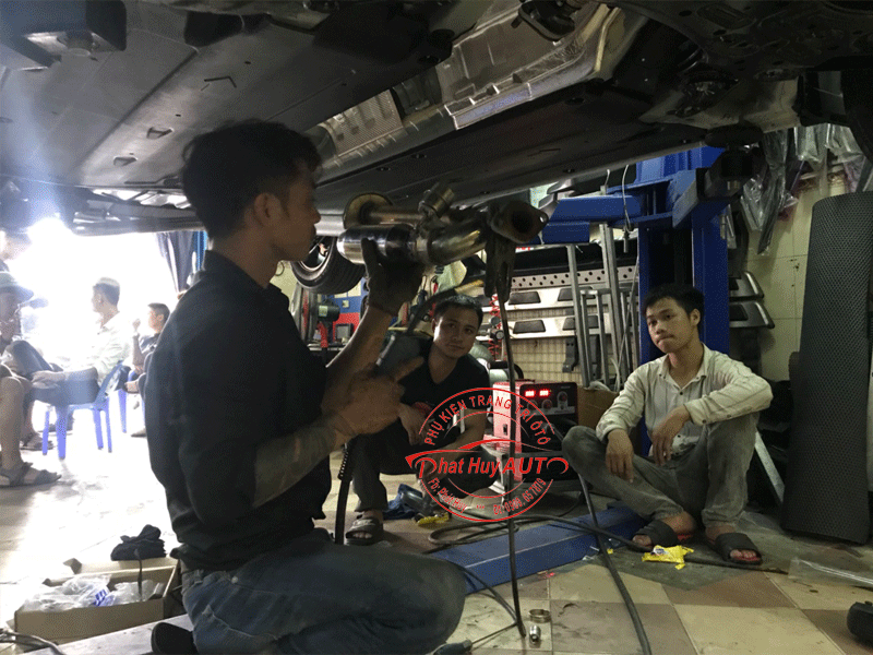 Độ pô on off xe Hyundai Elantra