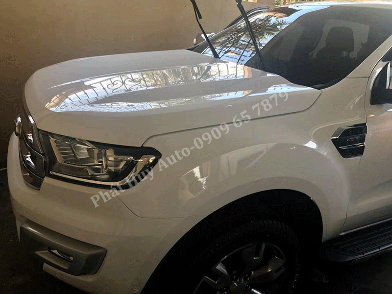 Phủ nano ceramic cho xe Ford Everest 2018