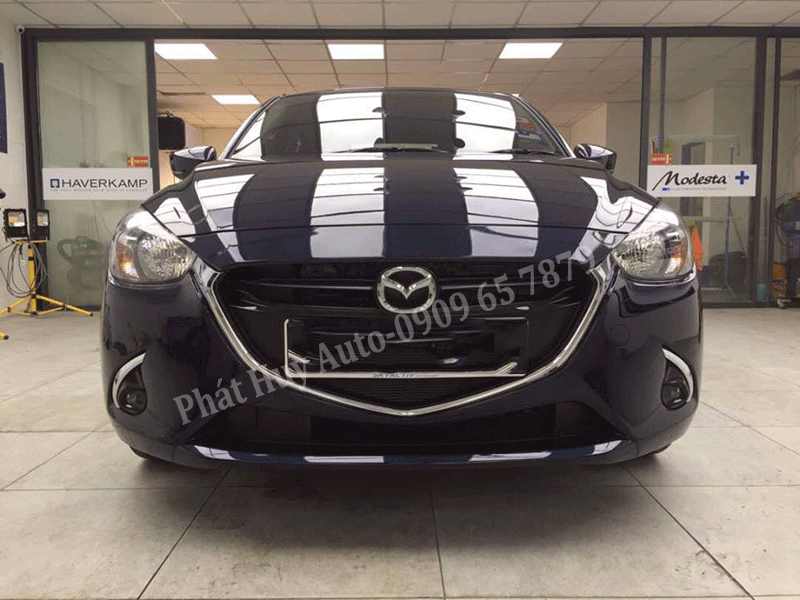 Phủ nano ceramic siêu bóng xe Mazda 2