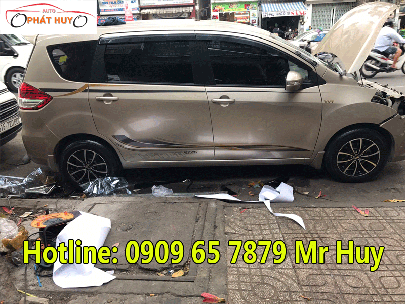 Dán tem sườn cho xe Suzuki Ertiga