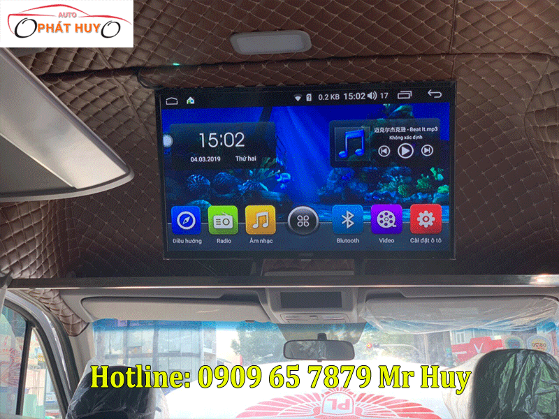 Màn hình ốp trần cho xe Hyundai Solati