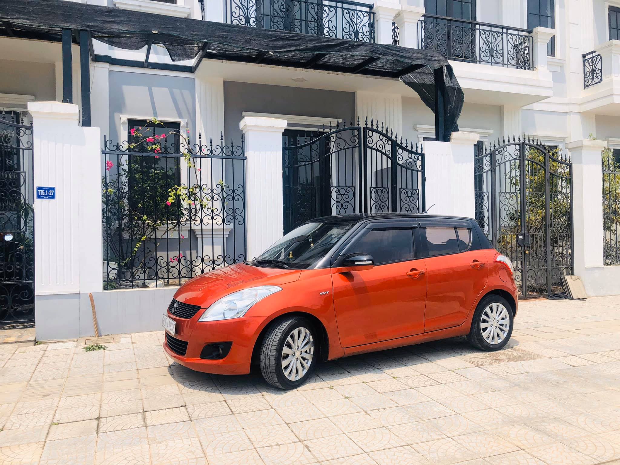 Dán nóc đen xe Suzuki Swift