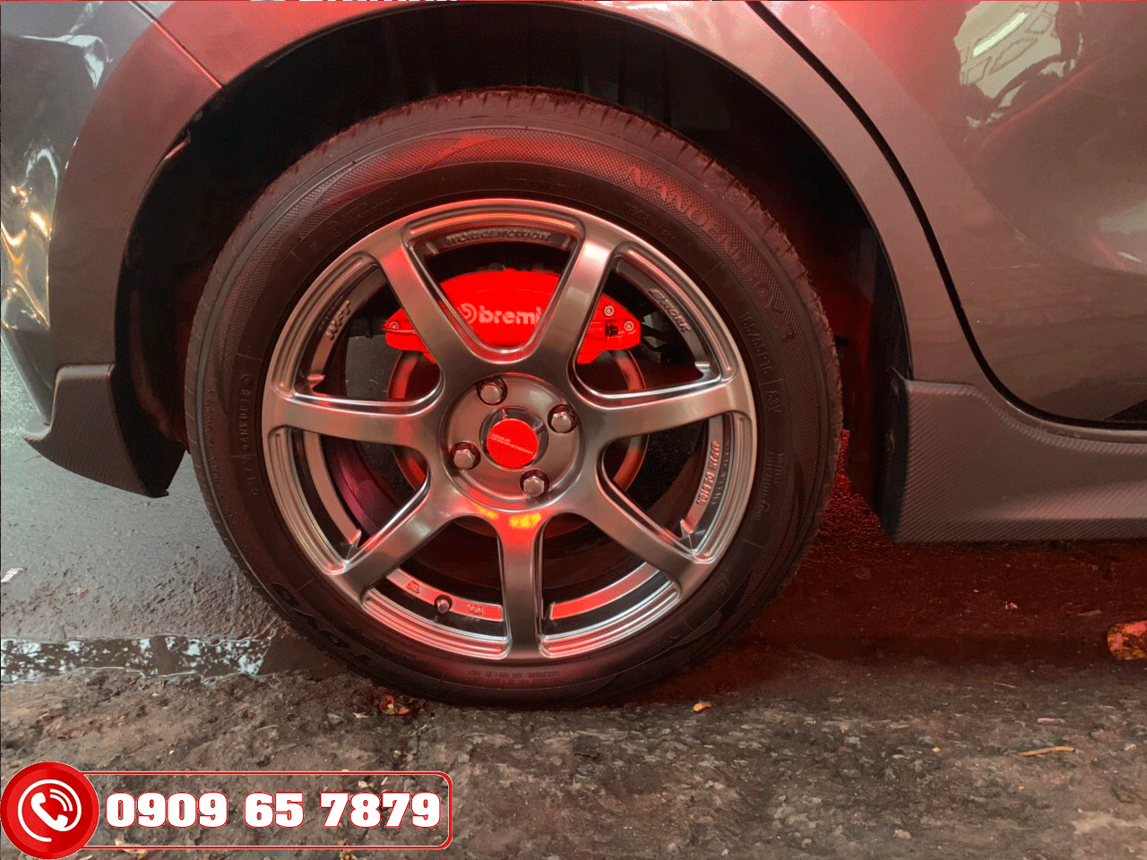 Ốp phanh Brembo cho xe Suzuki Swift