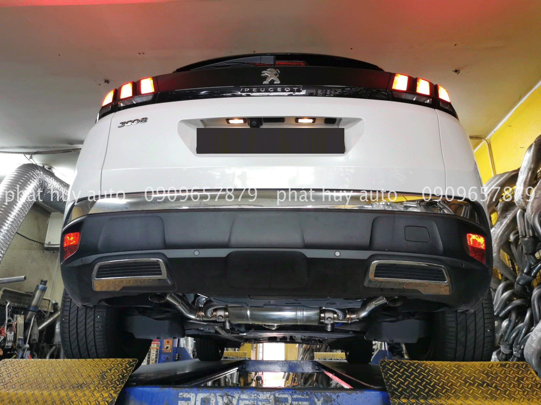 Độ pô nổ on off cho xe Peugeot 3008