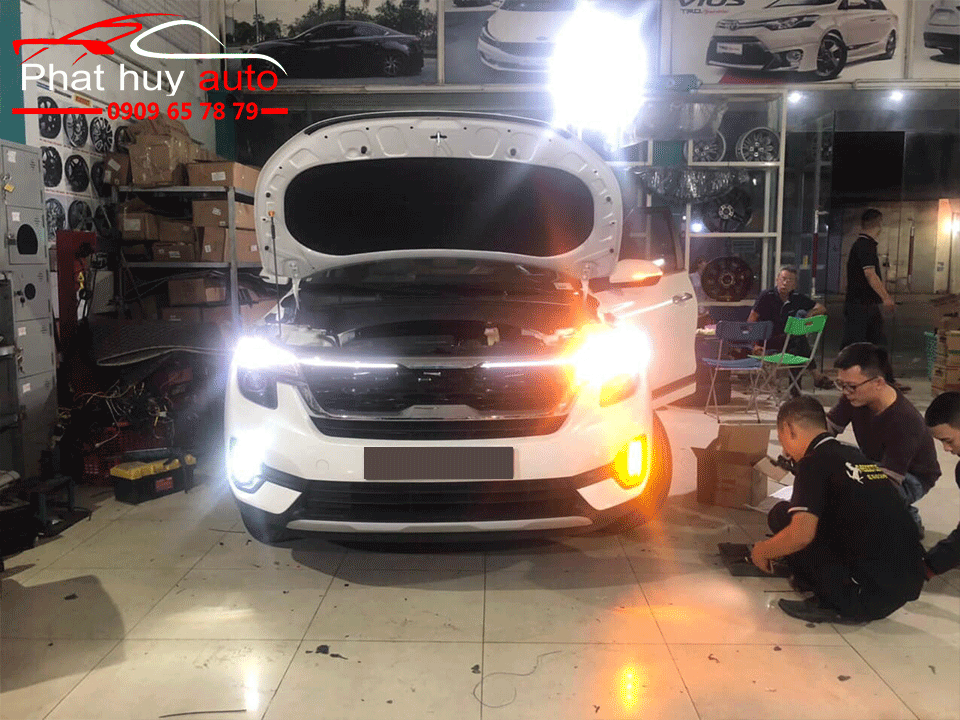 Đèn led gầm Kia Seltos 2020