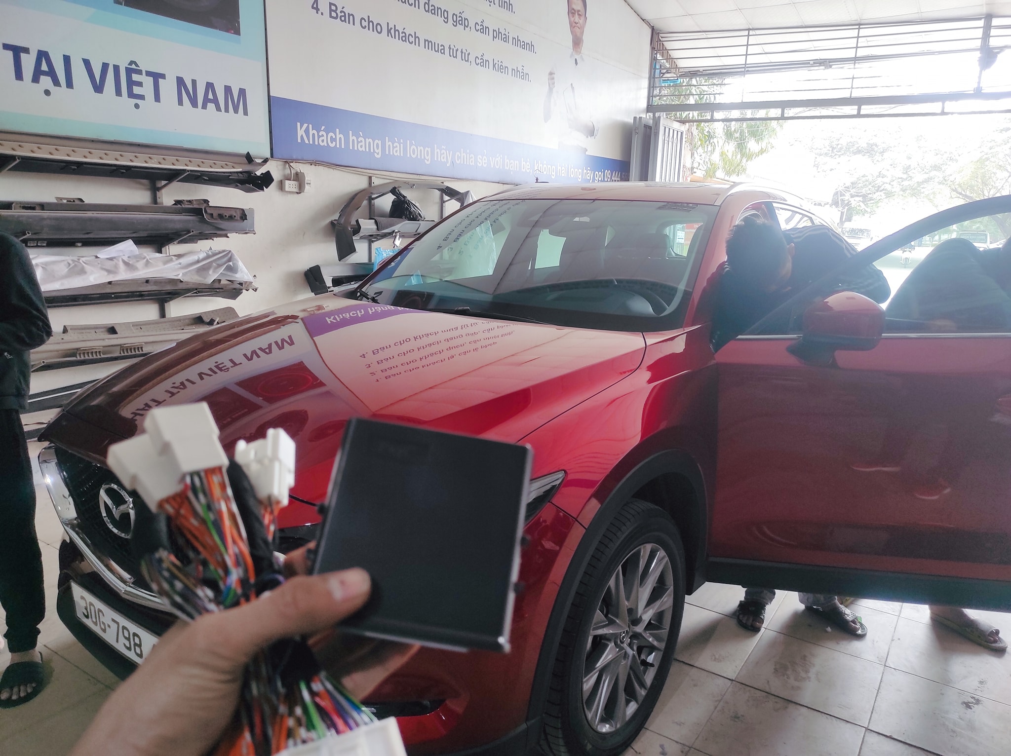 Độ nút gập gương lên kính xe Mazda CX5