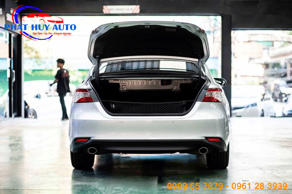 Độ cốp điện tự động cho xe Toyota Camry