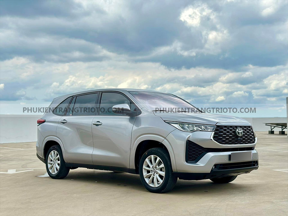 Phụ kiện đồ chơi Toyota Innova Cross 2024